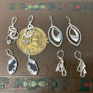 Not sale 4 sets, Elegant Silver Earrings Set